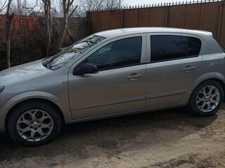 2007 Opel Astra H Рестайлинг, бежевый, 450000 рублей, вид 4