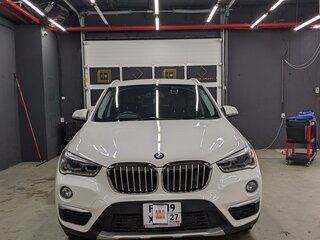 2018 BMW X1 18i sDrive II (F48), белый, 2400000 рублей, вид 3