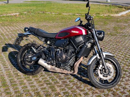 2017 Yamaha XSR700, красный, 630000 рублей, вид 1