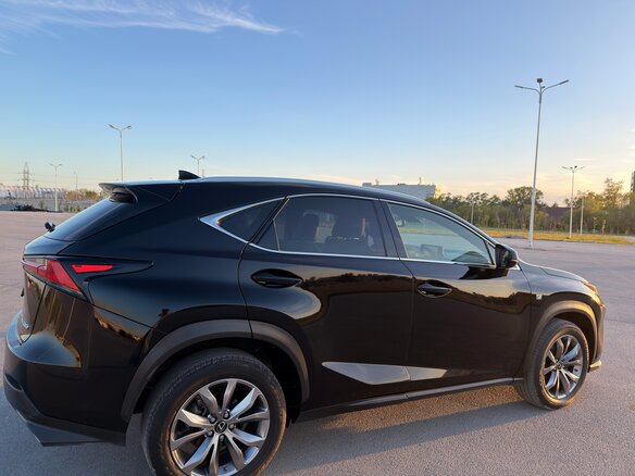 2020 Lexus NX 300 I Рестайлинг, чёрный, 3600000 рублей - вид 6