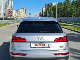 2017 Audi Q5 II (FY), серебристый, 3090000 рублей, вид 4