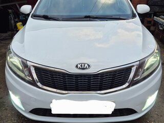 2013 Kia Rio 4-speed III, белый, 1250000 рублей, вид 2