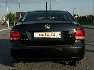 2013 Volkswagen Polo V, чёрный, 810000 рублей, вид 5