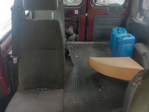 2003 Ford Transit, красный, 390000 рублей - вид 5