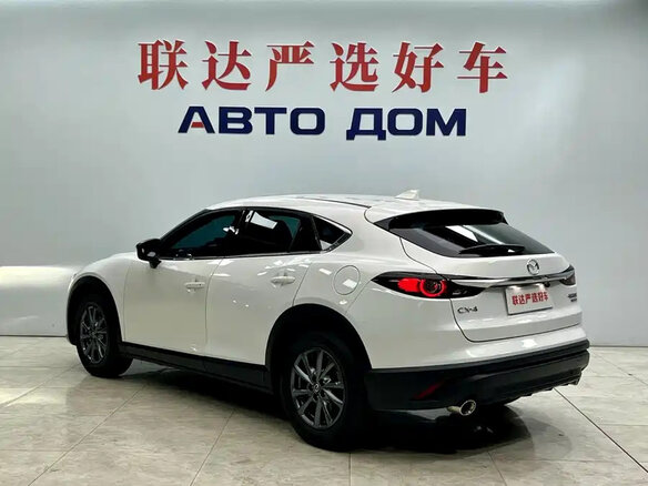 2023 Mazda CX-4 I Рестайлинг, белый, 1800000 рублей - вид 5