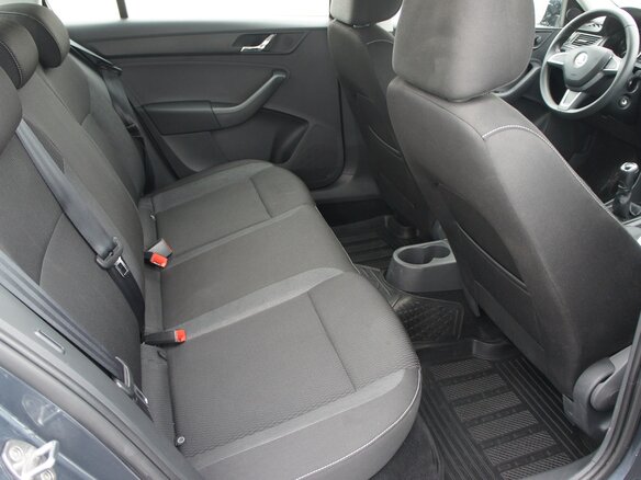 2015 Skoda Rapid I, серый - вид 7