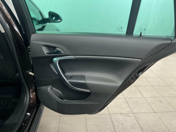 2014 Opel Insignia Country Tourer I Рестайлинг, коричневый, 1450000 рублей - вид 13