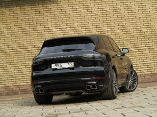 2018 Porsche Cayenne Turbo III, чёрный, 9200000 рублей, вид 5