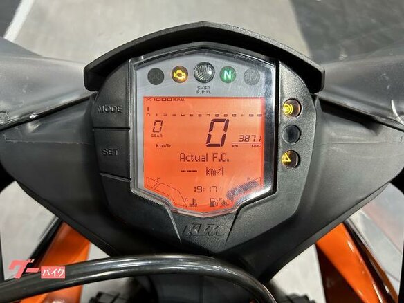 2018 KTM RC 390, оранжевый, 450000 рублей - вид 4