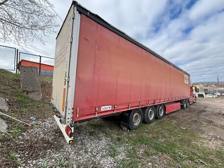 2003 Volvo VNL, красный, 3000000 рублей, вид 4