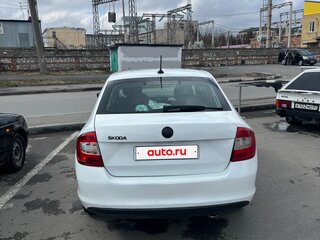 2017 Skoda Rapid I, белый, 950000 рублей, вид 4