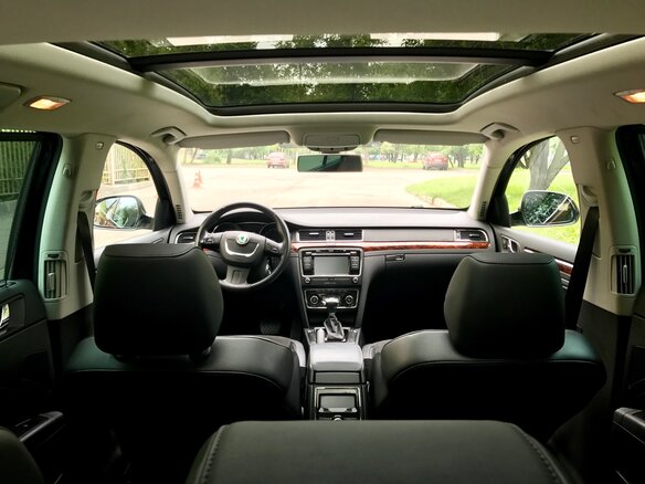 2012 Skoda Superb II, чёрный - вид 14