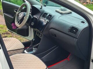 2017 Volkswagen Polo V Рестайлинг, белый, 1290000 рублей, вид 5