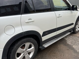2010 Suzuki Grand Vitara II Рестайлинг, белый, 1040000 рублей, вид 3