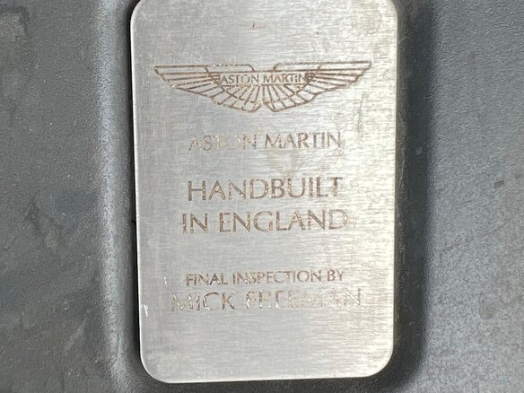 2007 Aston Martin V8 Vantage III, белый, 5100000 рублей - вид 2