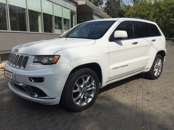 2014 Jeep Grand Cherokee IV (WK2) Рестайлинг, белый - вид 13