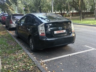 2010 Toyota Prius III (XW30), чёрный, 1050000 рублей, вид 3