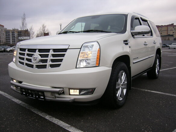 2008 Cadillac Escalade ESV III, белый