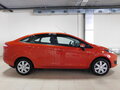 2015 Ford Fiesta Mk6 Рестайлинг, оранжевый - вид 3