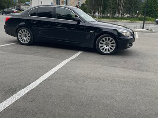 2007 BMW 5 серии 530xi V (E60/E61) Рестайлинг, чёрный, 1700000 рублей, вид 3