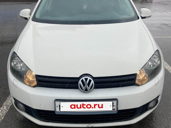 2009 Volkswagen Golf VI, белый, 1000000 рублей