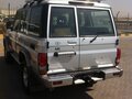 2016 Toyota Land Cruiser 76 70 Series Рестайлинг 1, серебристый - вид 4