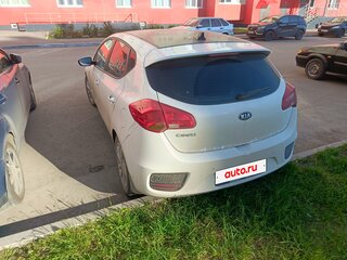 2017 Kia Ceed II Рестайлинг, белый, 1410000 рублей, вид 4