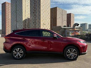 2020 Toyota Venza II, красный, 3800000 рублей, вид 2