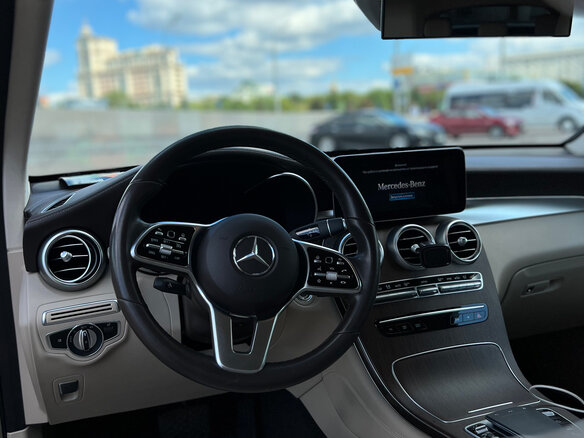 2019 Mercedes-Benz GLC Coupe 300 d I (C253) Рестайлинг, серебристый, 4900000 рублей - вид 9