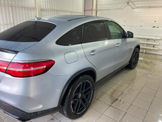 2016 Mercedes-Benz GLE Coupe 400 I (C292), серебристый, 3900000 рублей, вид 4