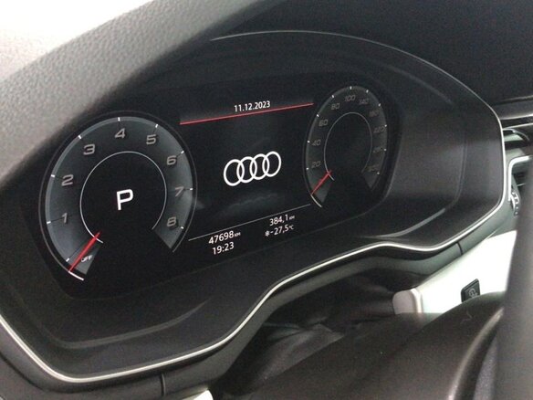 2020 Audi A4 40 TFSI V (B9) Рестайлинг, белый, 2830000 рублей - вид 17