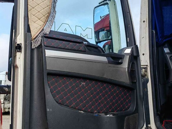 2009 MAN TGX, белый, 3500000 рублей - вид 7