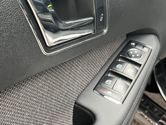 2009 Mercedes-Benz E-Класс 250 5G-Tronic IV (W212, S212, C207), чёрный, 1950000 рублей - вид 10