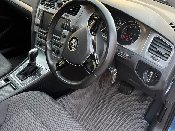 2015 Volkswagen Golf VII, синий, 1000000 рублей - вид 15