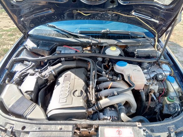 1997 Audi A4 I (B5), синий, 300000 рублей - вид 9