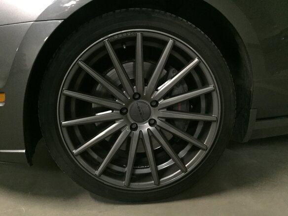 2013 Ford Mustang V Рестайлинг, серый - вид 4