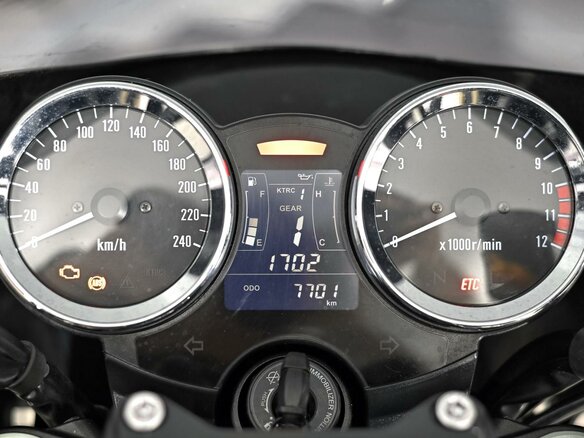 2024 Kawasaki Z 900RS, чёрный, 1149000 рублей - вид 8