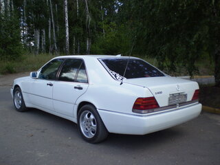 1993 Mercedes-Benz S-Класс 320 III (W140), белый, 1500000 рублей, вид 3