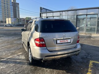 2006 Mercedes-Benz M-Класс 350 II (W164), бежевый, 980000 рублей, вид 4