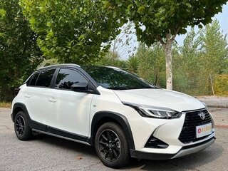 2023 Toyota Yaris L XP150 Рестайлинг, белый, 1290000 рублей, вид 1