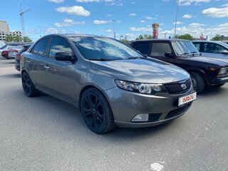 2012 Kia Cerato 6-speed II, серебристый, 950000 рублей, вид 2
