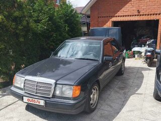 1989 Mercedes-Benz W124 260, чёрный, 851000 рублей, вид 1