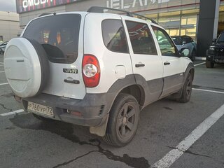 2015 Chevrolet Niva I Рестайлинг, белый, 590000 рублей, вид 4