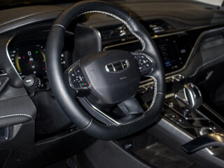 2023 Geely Atlas Pro, чёрный, 2363993 рублей, вид 5