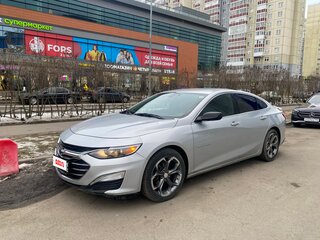 2019 Chevrolet Malibu IX Рестайлинг, серый, 1480000 рублей, вид 1
