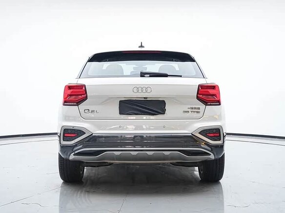 2023 Audi Q2 L 35 TFSI I Рестайлинг, белый, 1610000 рублей - вид 6