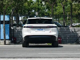 2025 Voyah Courage 81 kWh I Рестайлинг, белый, 5850206 рублей, вид 5