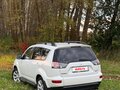 2011 Mitsubishi Outlander II Рестайлинг, белый, 1300000 рублей - вид 3