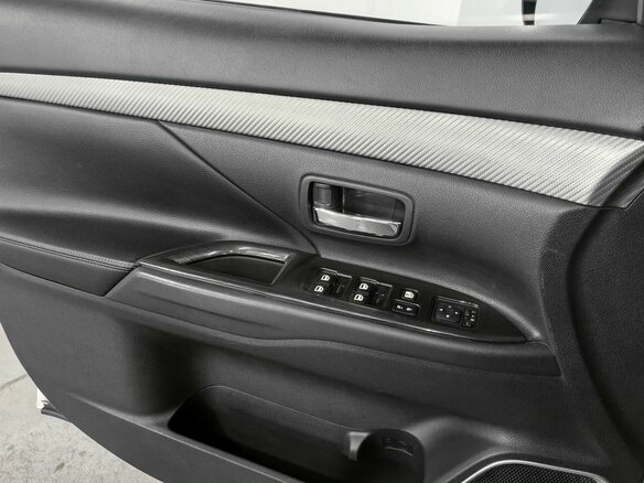 2012 Mitsubishi Outlander III, белый, 1249000 рублей - вид 19