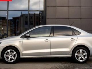 2015 Volkswagen Polo V, серебристый, 870000 рублей, вид 2